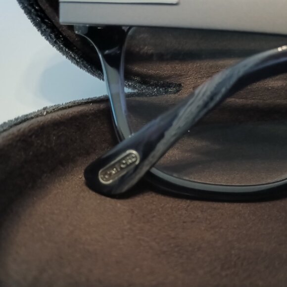Tom Ford Reading Glasses - Picture 5 of 8
